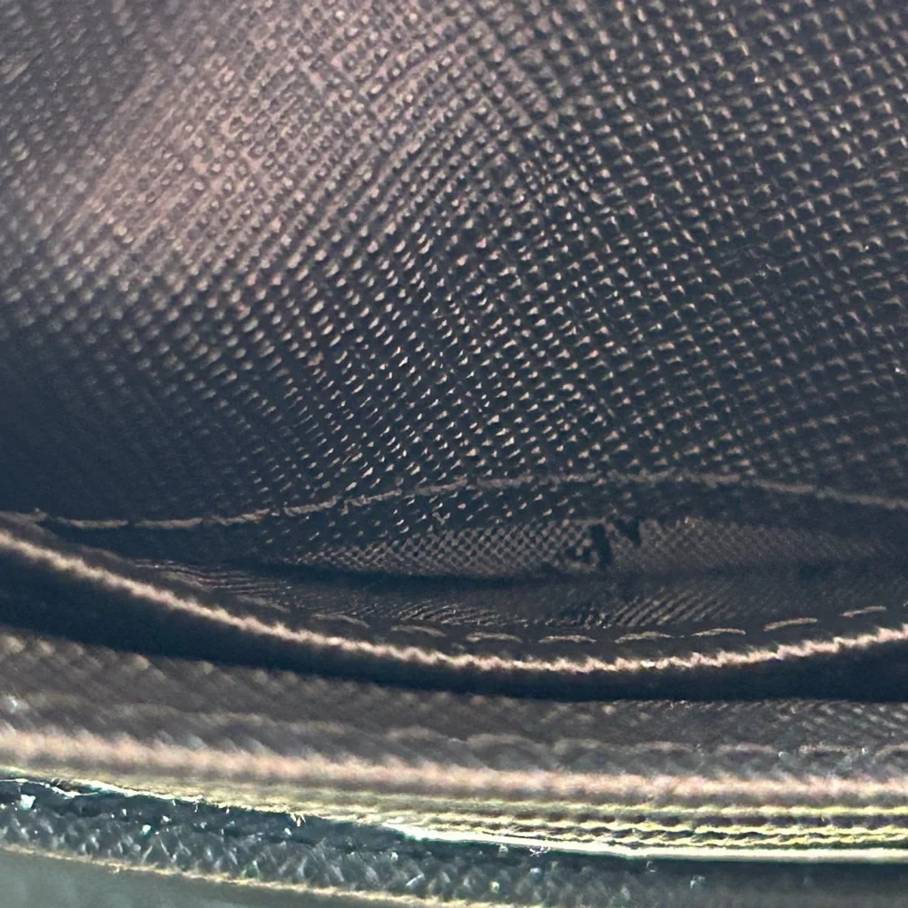 Michael Kors Black Key & Card Holder Pebbled Leather 4.5” x 4” NWT - Picture 11 of 12